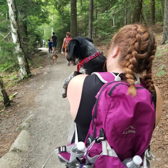 Meet the girl behind Caylin’s Closet 🌻 - Picture 4 of 6